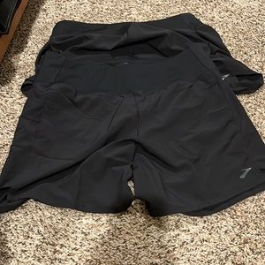 Running shorts